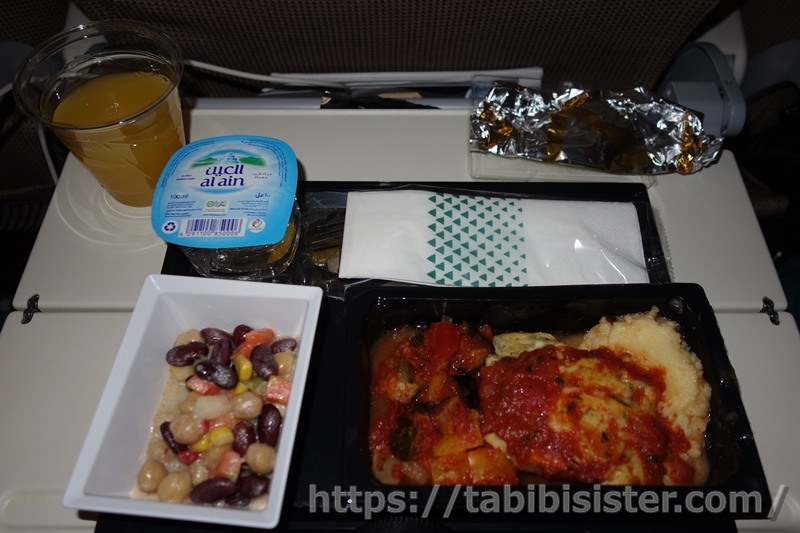 エティハド航空機内食口コミ感想 ベジタリアン特別食メニューも紹介 Tabibisister