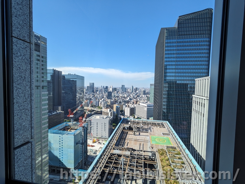 シャングラ東京ザ・ロビーラウンジ窓からの景色